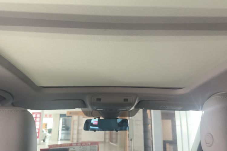 Used Volkswagen Tharu 2023 300TSI Two-Wheel-Drive Moonlight Edition Headliner