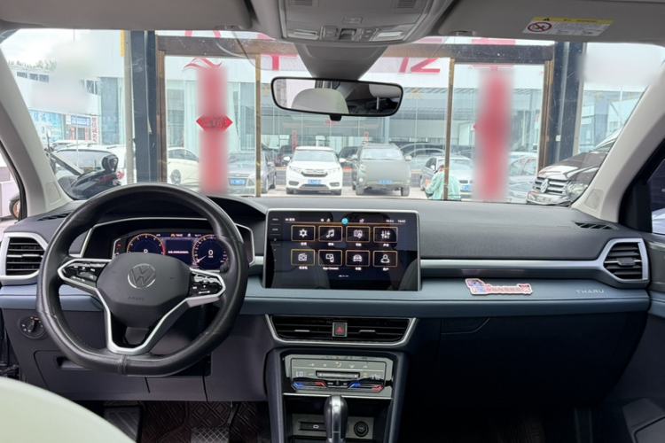 Used Volkswagen Tharu 2023 300TSI Two-Wheel-Drive Full Moon Edition Interior 3