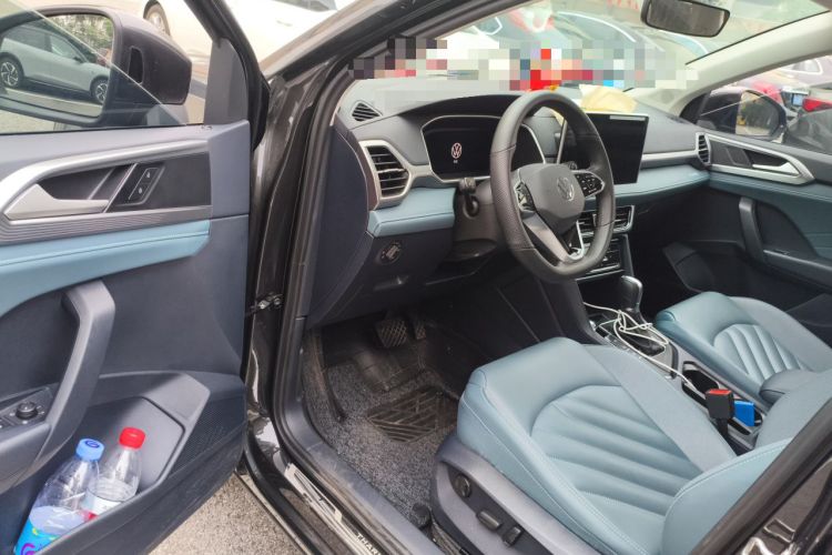 Used Volkswagen Tharu 2023 300TSI Two-Wheel-Drive Full Moon Edition Interior 3