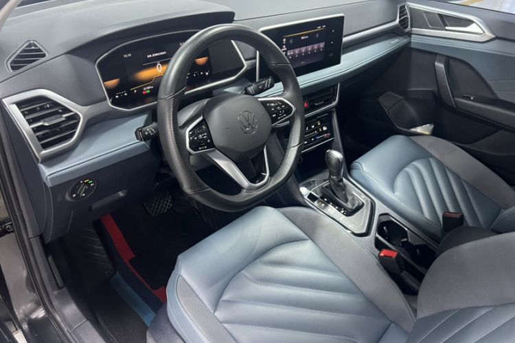 Used Volkswagen Tharu 2023 300TSI Two-Wheel-Drive Moonlight Edition Interior 7