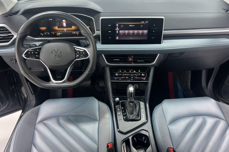 Used Volkswagen Tharu 2023 300TSI Two-Wheel-Drive Moonlight Edition Interior 8