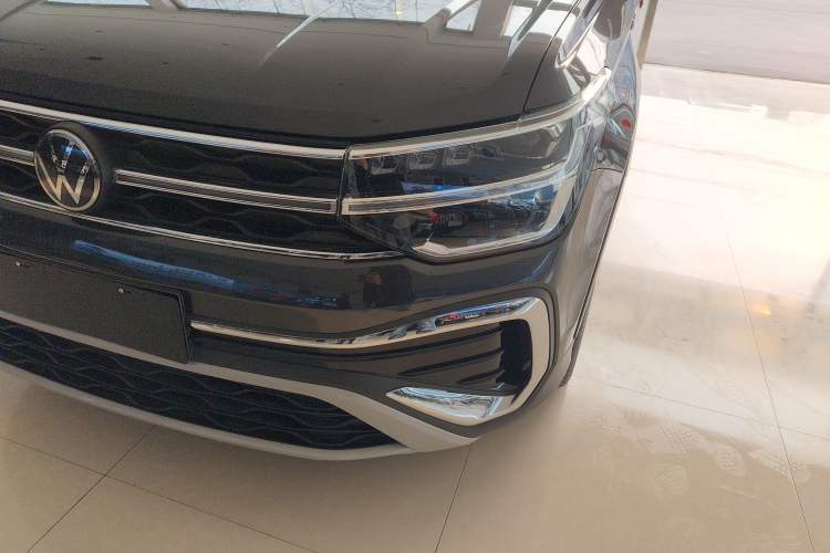 Used Volkswagen Tharu 2023 300TSI Two-Wheel-Drive Full Moon Edition Left Front Headlight