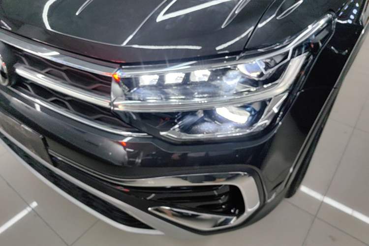 Used Volkswagen Tharu 2023 300TSI Two-Wheel-Drive Full Moon Edition Left Front Headlight