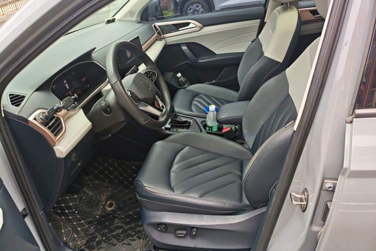 Used Volkswagen Tharu 2023 300TSI Two-Wheel-Drive Moonlight Edition Left Front Seat