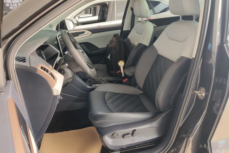 Used Volkswagen Tharu 2023 300TSI Two-Wheel-Drive Full Moon Edition Left Front Seat