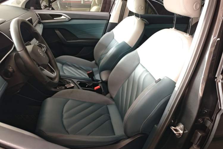 Used Volkswagen Tharu 2023 300TSI Two-Wheel-Drive Moonlight Edition Left Front Seat