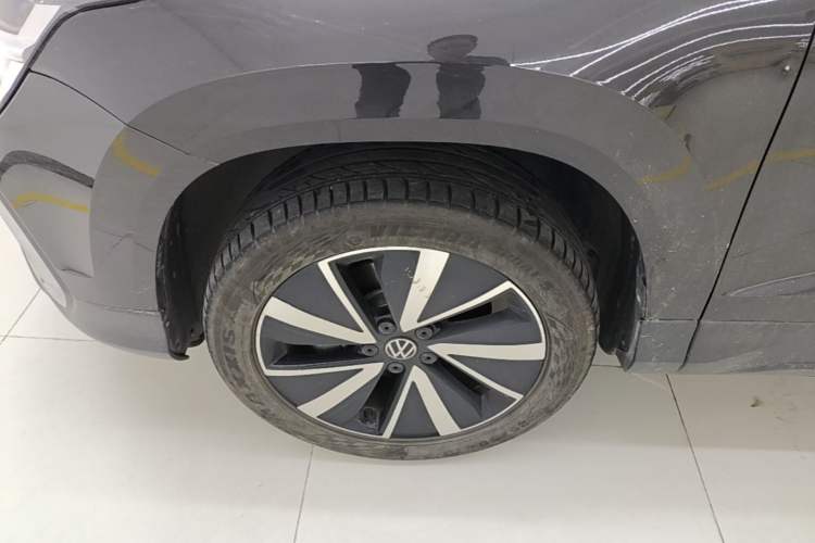 Used Volkswagen Tharu 2023 300TSI Two-Wheel-Drive Moonlight Edition Left Front Wheel Hub