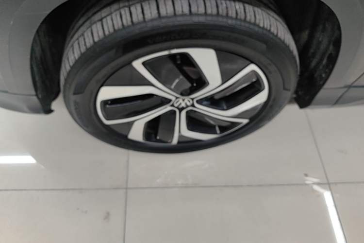 Used Volkswagen Tharu 2023 300TSI Two-Wheel-Drive Full Moon Edition Left Front Wheel Hub