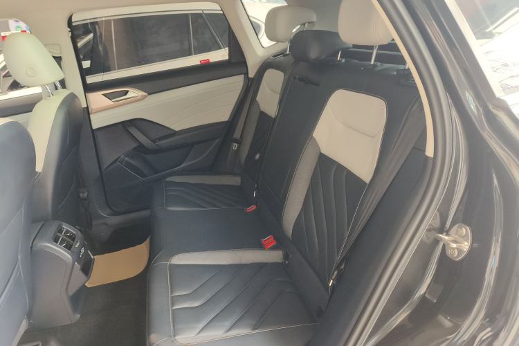 Used Volkswagen Tharu 2023 300TSI Two-Wheel-Drive Full Moon Edition Left Rear Seat