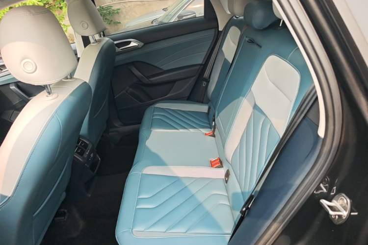 Used Volkswagen Tharu 2023 300TSI Two-Wheel-Drive Full Moon Edition Left Rear Seat