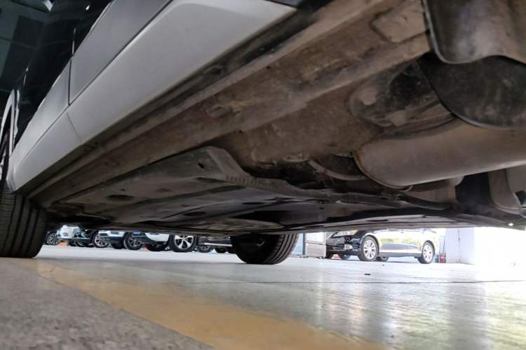 Used Volkswagen Tharu 2023 300TSI Two-Wheel-Drive Full Moon Edition Left Side Sill