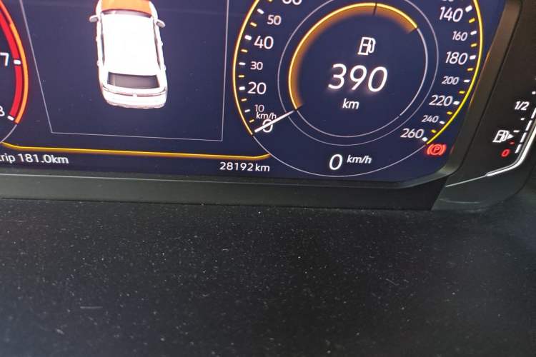 Used Volkswagen Tharu 2023 330TSI Four-Wheel Drive Moon Luxury Edition Odometer Close Up