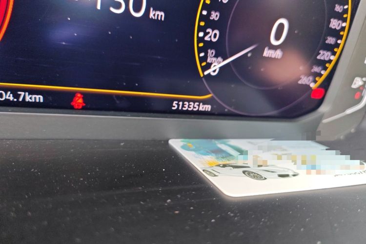 Used Volkswagen Tharu 2023 300TSI Two-Wheel-Drive Full Moon Edition Odometer Close Up