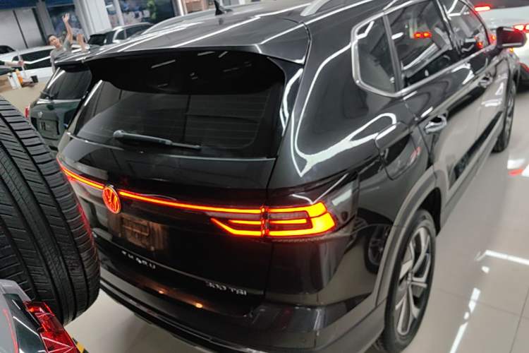 Used Volkswagen Tharu 2023 300TSI Two-Wheel-Drive Full Moon Edition Rear