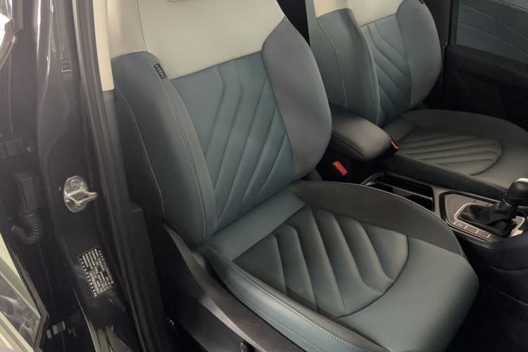 Used Volkswagen Tharu 2023 300TSI Two-Wheel-Drive Full Moon Edition Right Front Seat