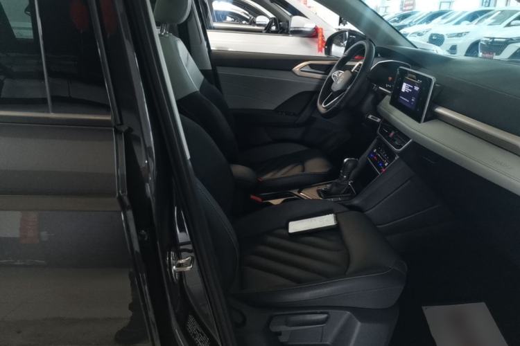 Used Volkswagen Tharu 2023 300TSI Two-Wheel-Drive Moonlight Edition Right Front Seat