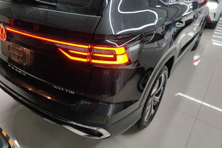 Used Volkswagen Tharu 2023 300TSI Two-Wheel-Drive Full Moon Edition Right Rear Taillight