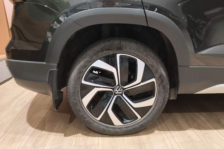 Used Volkswagen Tharu 2023 300TSI Two-Wheel-Drive Full Moon Edition Right Rear Wheel Hub