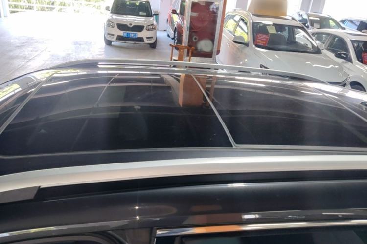 Used Volkswagen Tharu 2023 300TSI Two-Wheel-Drive Full Moon Edition Roof