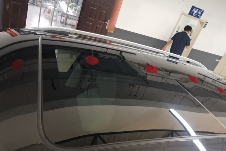 Used Volkswagen Tharu 2023 300TSI Two-Wheel-Drive Moonlight Edition Roof