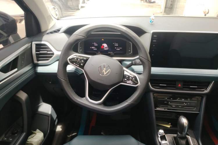 Used Volkswagen Tharu 2023 300TSI Two-Wheel-Drive Full Moon Edition Steering Wheel