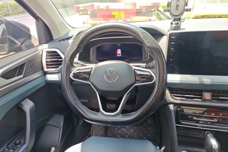 Used Volkswagen Tharu 2023 300TSI Two-Wheel-Drive Full Moon Edition Steering Wheel