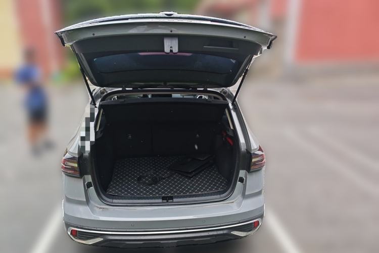 Used Volkswagen Tharu 2023 300TSI Two-Wheel-Drive Moonlight Edition Trunk