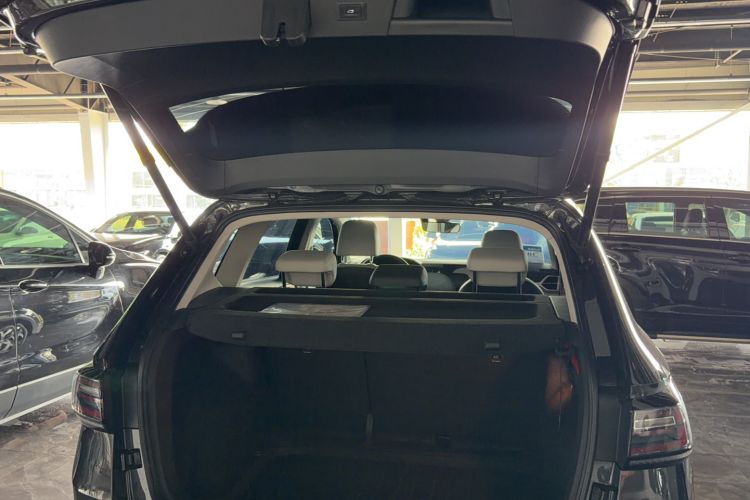 Used Volkswagen Tharu 2023 300TSI Two-Wheel-Drive Full Moon Edition Trunk