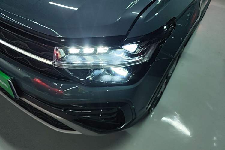 Used Volkswagen Tharu 2023 300TSI Two-Wheel-Drive Full Moon Edition Left Front Headlight