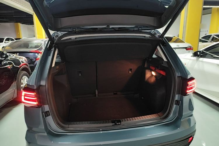Used Volkswagen Tharu 2023 300TSI Two-Wheel-Drive Full Moon Edition Trunk