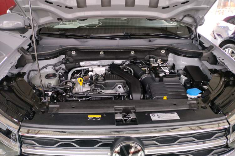 Used Volkswagen Tharu 2023 300TSI Two-Wheel-Drive Full Moon Edition Engine Bay