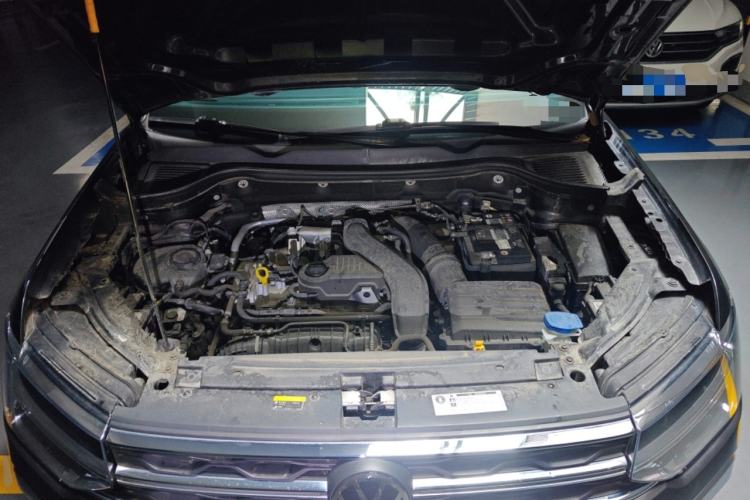 Used Volkswagen Tharu 2023 300TSI Two-Wheel-Drive Full Moon Edition Engine Bay