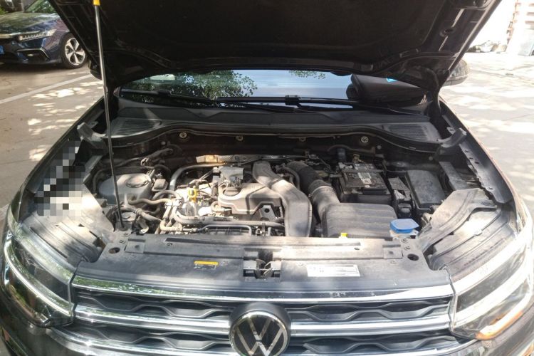 Used Volkswagen Tharu 2023 300TSI Two-Wheel-Drive Full Moon Edition Engine Bay