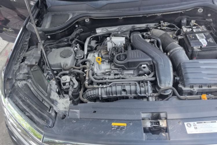 Used Volkswagen Tharu 2023 300TSI Two-Wheel-Drive Moonlight Edition Engine Bay Right