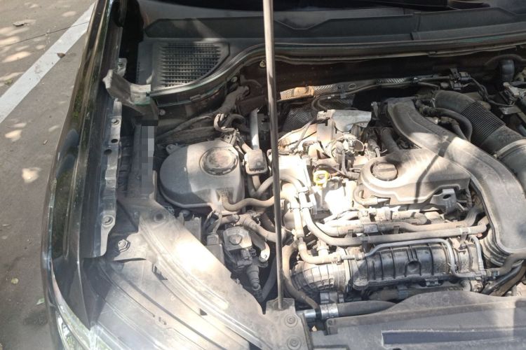Used Volkswagen Tharu 2023 300TSI Two-Wheel-Drive Full Moon Edition Engine Bay Right