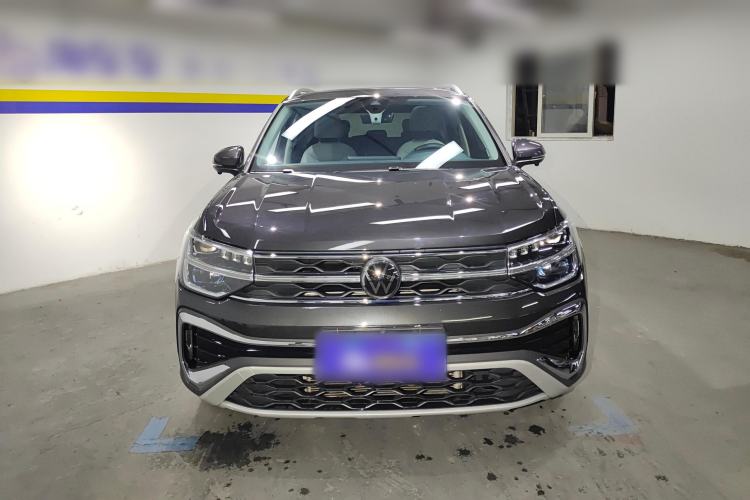 Used Volkswagen Tharu 2023 300TSI Two-Wheel-Drive Full Moon Edition Front