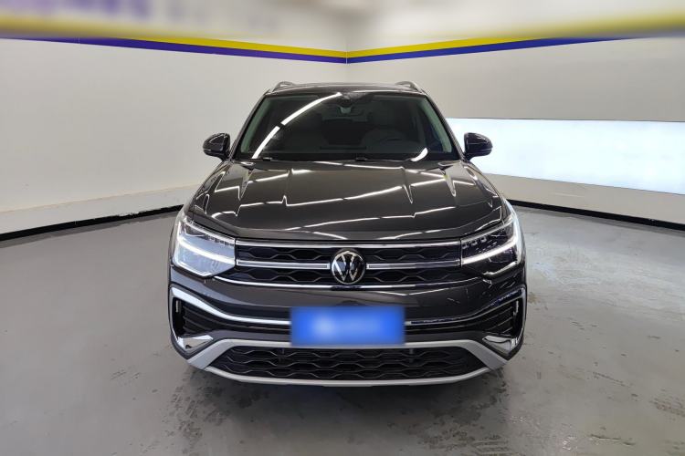 Used Volkswagen Tharu 2023 300TSI Two-Wheel-Drive Full Moon Edition Front