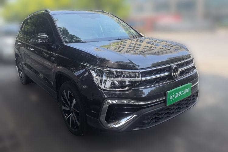 Used Volkswagen Tharu 2023 300TSI Two-Wheel-Drive Moonlight Edition Front Right 45 Deg