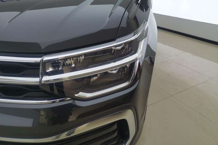 Used Volkswagen Tharu 2023 300TSI Two-Wheel-Drive Moonlight Edition Left Front Headlight