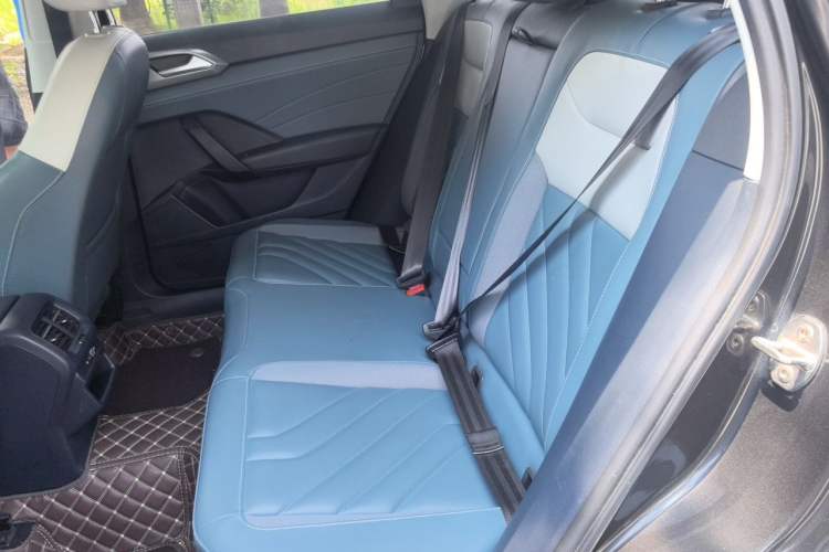 Used Volkswagen Tharu 2023 300TSI Two-Wheel-Drive Moonlight Edition Left Rear Seat