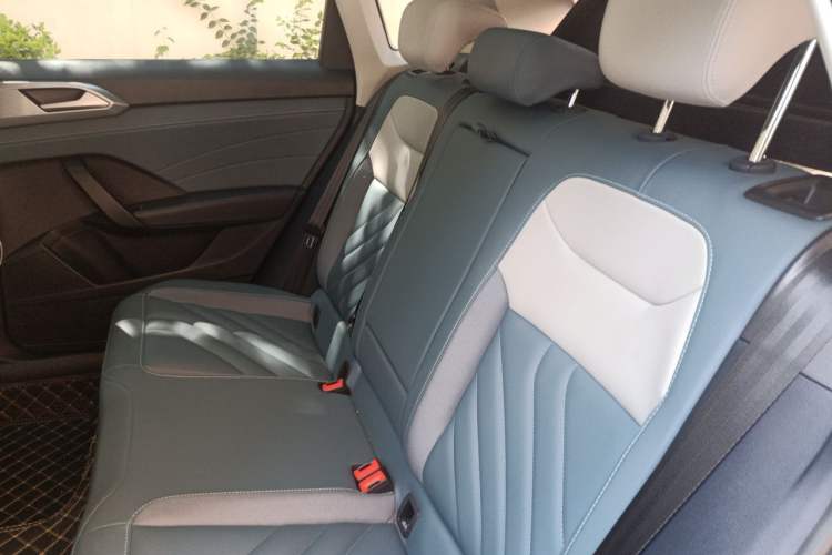 Used Volkswagen Tharu 2023 300TSI Two-Wheel-Drive Full Moon Edition Left Rear Seat