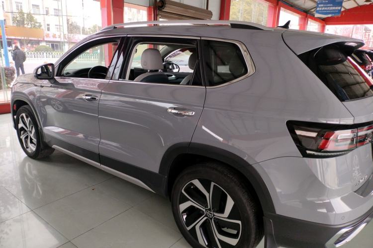 Used Volkswagen Tharu 2023 300TSI Two-Wheel-Drive Full Moon Edition Left Side