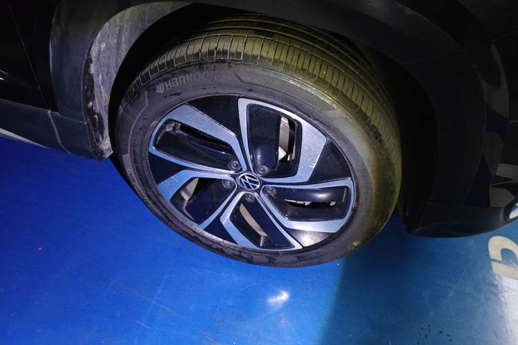 Used Volkswagen Tharu 2023 300TSI Two-Wheel-Drive Full Moon Edition Right Front Wheel Hub