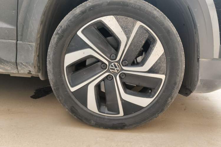 Used Volkswagen Tharu 2023 300TSI Two-Wheel-Drive Full Moon Edition Right Front Wheel Hub