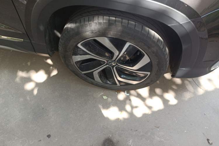 Used Volkswagen Tharu 2023 300TSI Two-Wheel-Drive Full Moon Edition Right Front Wheel Hub