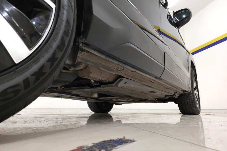 Used Volkswagen Tharu 2023 300TSI Two-Wheel-Drive Moonlight Edition Right Side Sill
