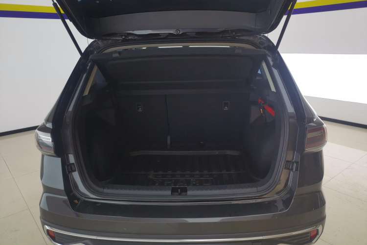 Used Volkswagen Tharu 2023 300TSI Two-Wheel-Drive Moonlight Edition Trunk