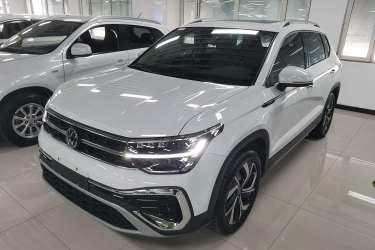 Used Volkswagen Tharu 2023 300TSI Two-Wheel-Drive Full Moon Edition Guazi used car, China used car export, Used car for sale, Used cars, Cheapest cars for sale