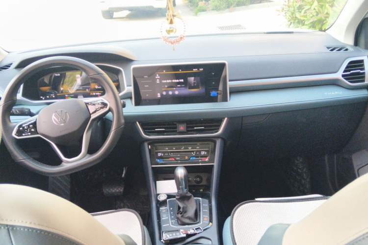 Used Volkswagen Tharu 2023 300TSI Two-Wheel-Drive Moonlight Edition Center Console