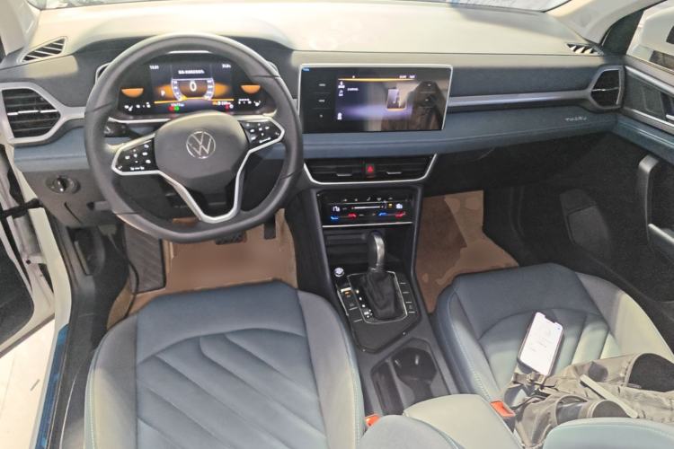 Used Volkswagen Tharu 2023 300TSI Two-Wheel-Drive Moonlight Edition Center Console